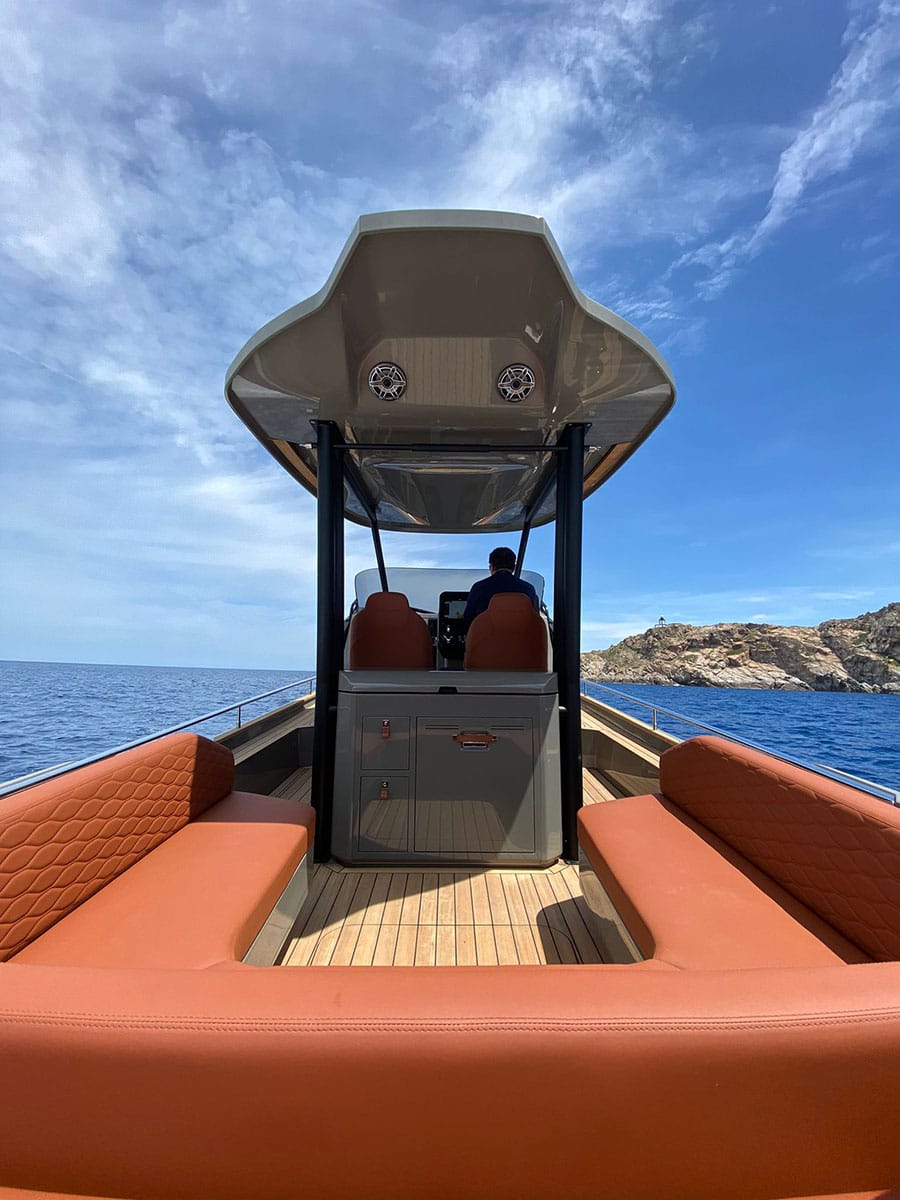 Stradivari 43 - Dettagli